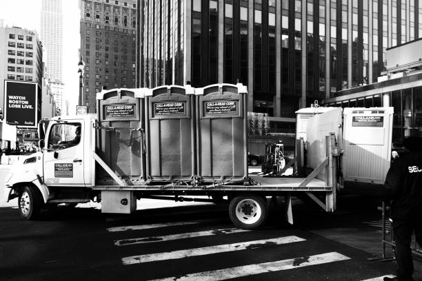 Portable Toilet Options We Offer in White Oak, OH